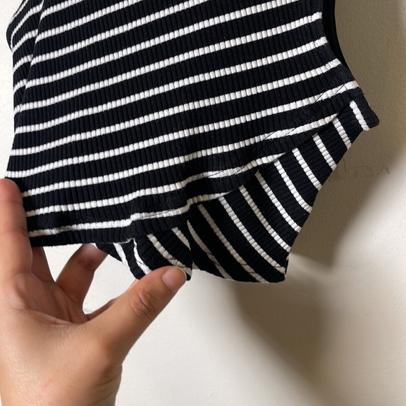 Forever 21 Striped Crop Top Asymmetrical Hem - Picture 3 of 3